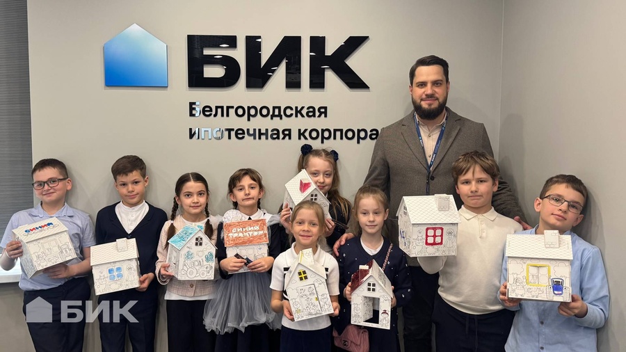 Мир строительства глазами детей: в АО «БИК» прошёл познавательный мастер-класс
